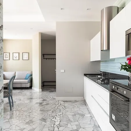 Bellevue Apartment Como